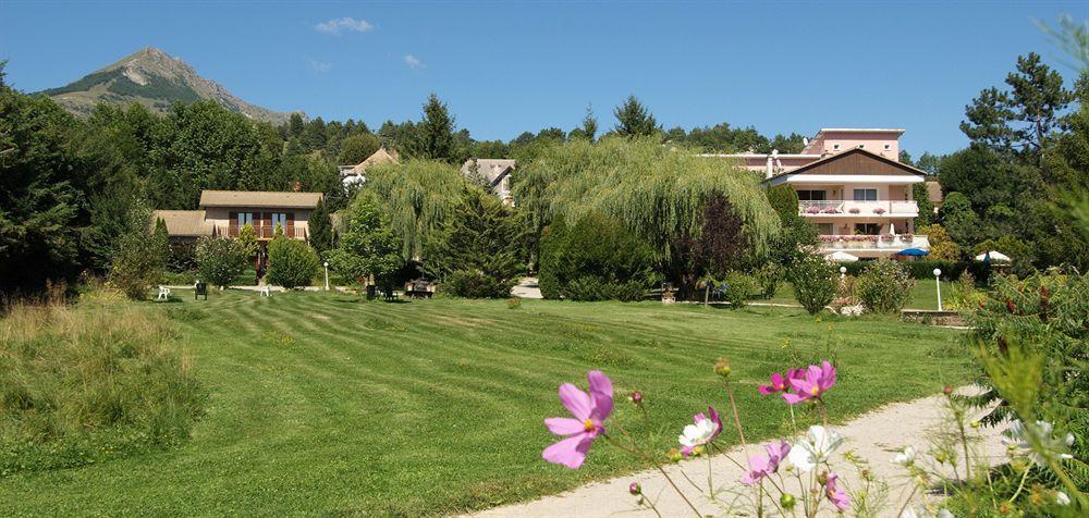 Hotel & Restaurant Azur La Freissinouse Exterior photo